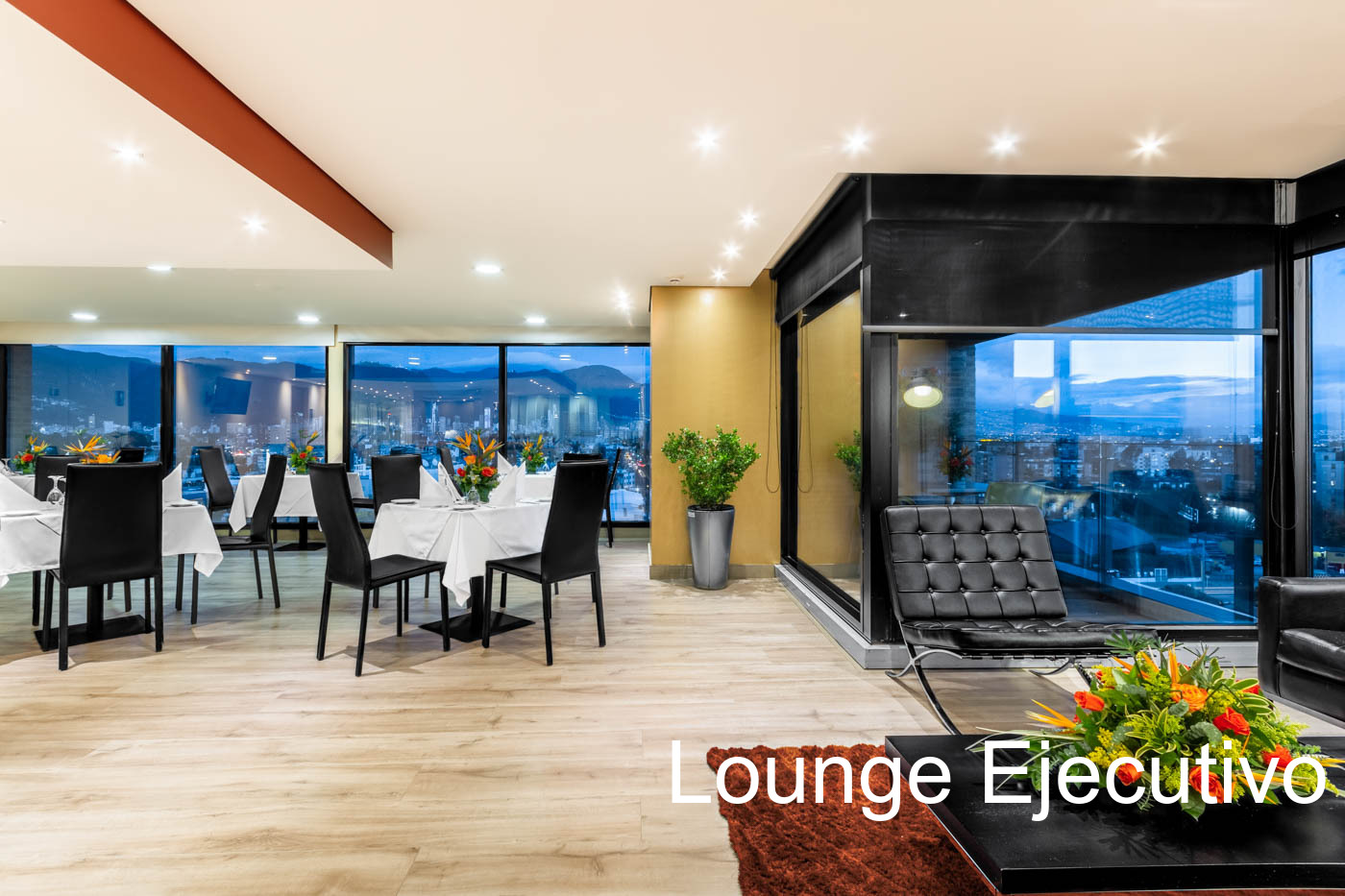 Lounge Piso 9 Wyndham Bogota home colombia 1